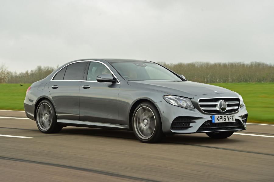  Mercedes-Benz E220 d AMG Line 2016 года  (UK) (фото 9 из 31)